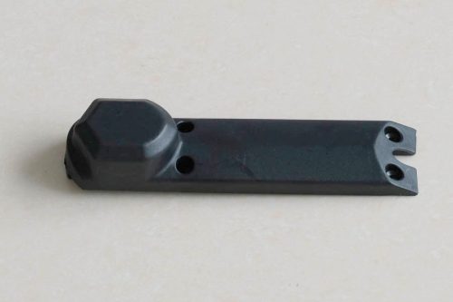 Tapa lateral rueda delantera