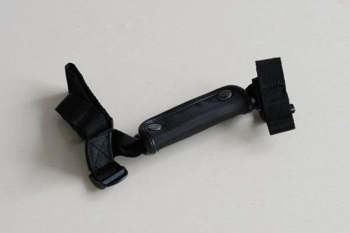 Alternative view of Cinta para llevar el patinete
